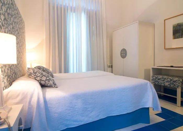 Casa Alborada ゲストハウス コニル・デ・ラ・フロンテラ