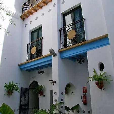 Guest house Casa Alborada *